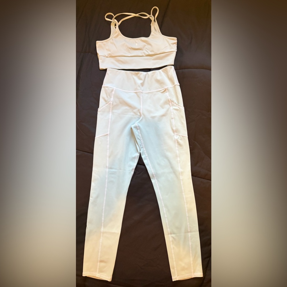 RSQ Light Blue Activewear Set Leggings Size XL and Sports Bra Size XXL